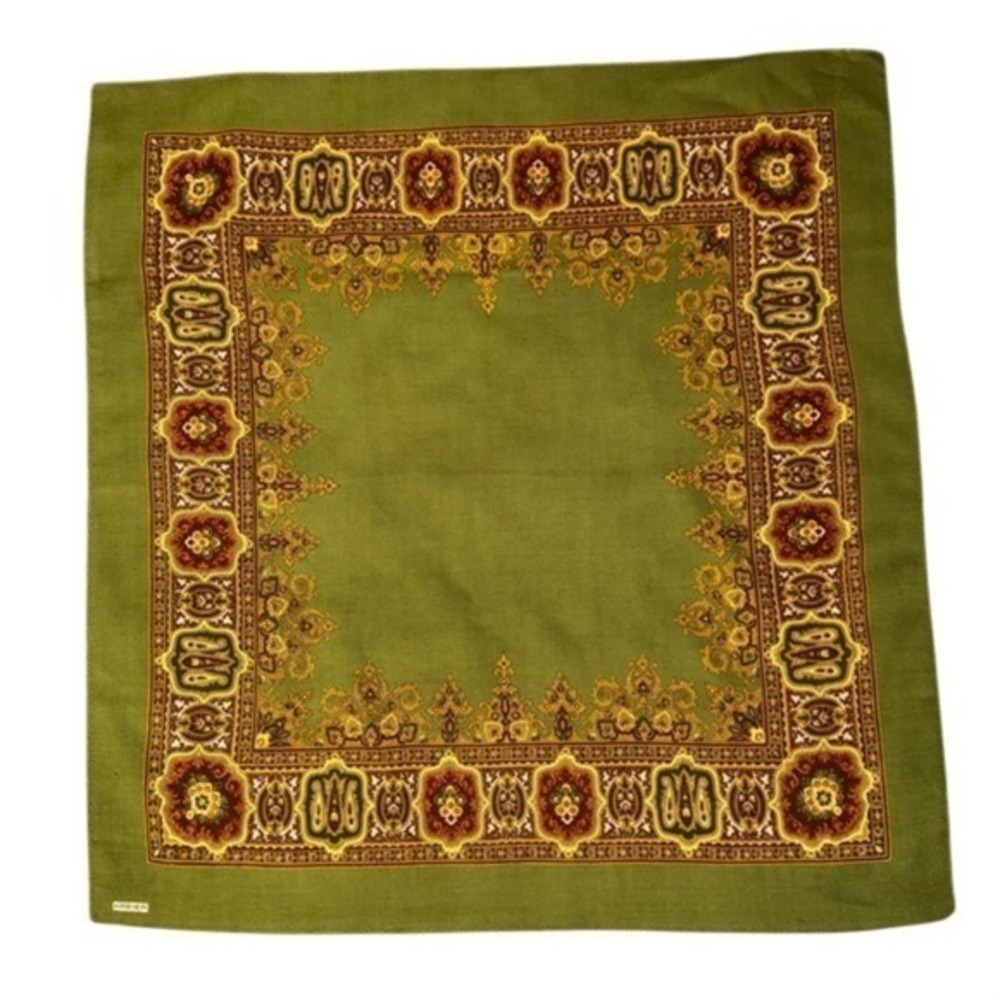 Kreier Wool Scarf Green/Gold‎ Medallion